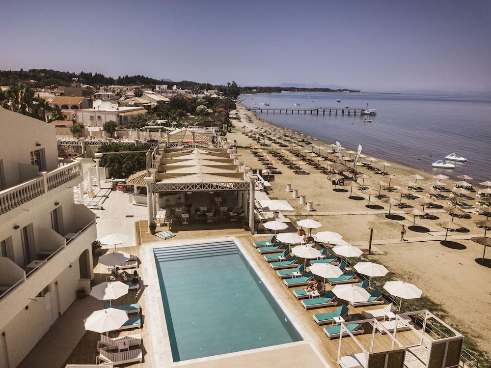 Trabukos Complex (adults Only)